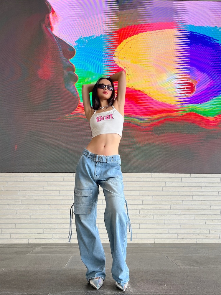 Design Sense Niche Light Blue Wide-leg Tooling Jeans Women - Image 4