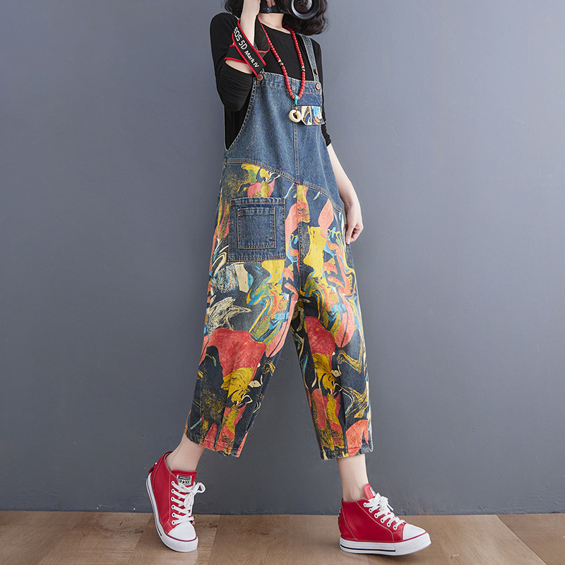 Lean Printed Jeans With Straps And Cropped Trousers For Women - Image 4